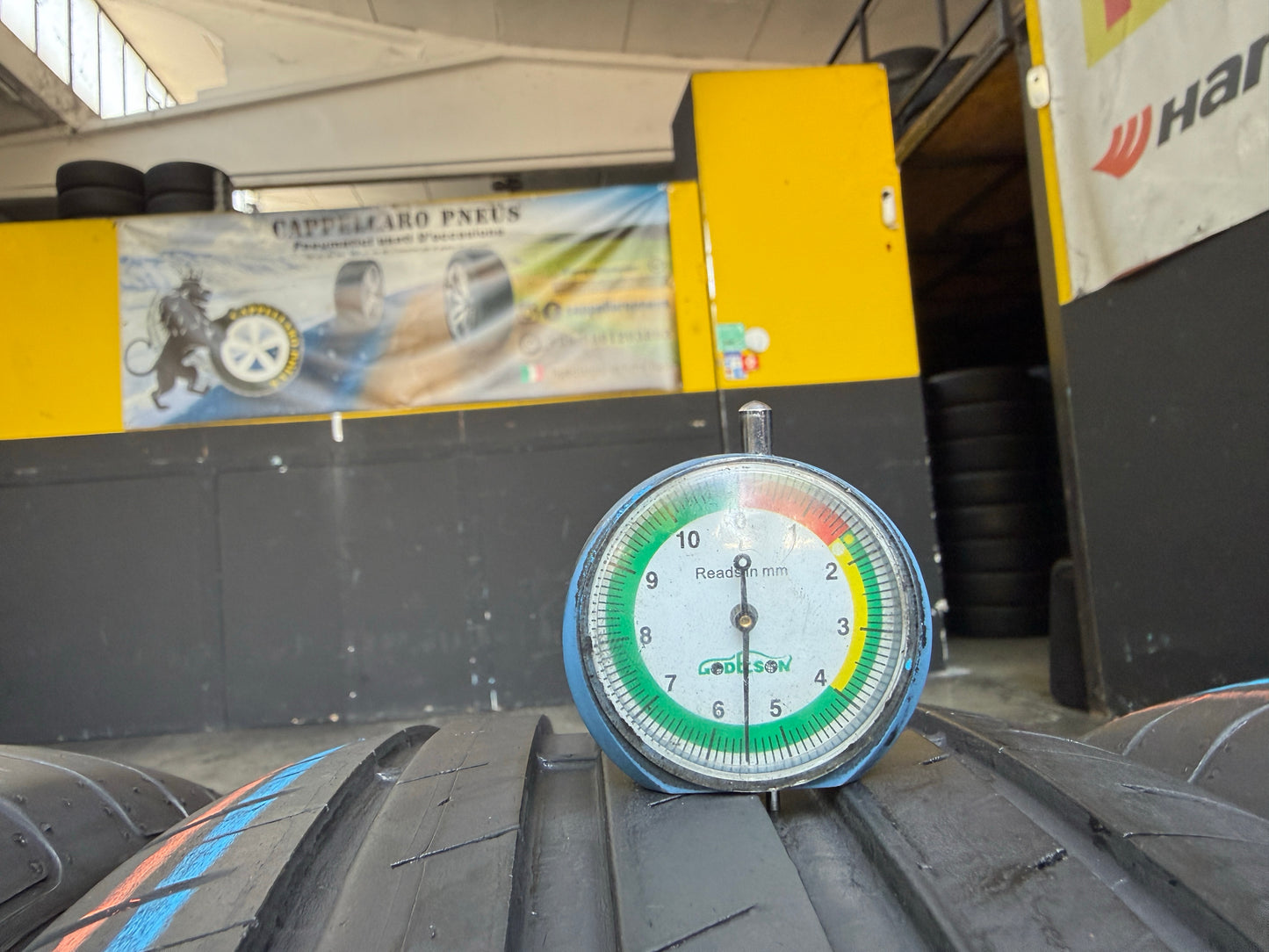Usato: 4 Pneumatici Goodyear EfficientGrip Performance 215/55R17 94V Estivi 85-90% Residui