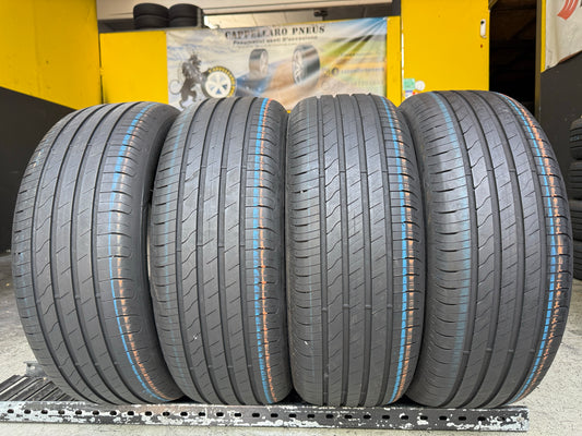Usato: 4 Pneumatici Goodyear EfficientGrip Performance 2 215/55R17 98W XL Estivi 90% Residui