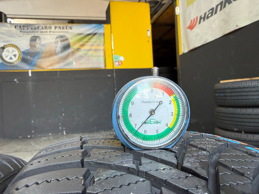 Usato: 4 Pneumatici Firestone Multiseason 2 215/55R17 98W XL 4 Stagioni 85-90% Residui
