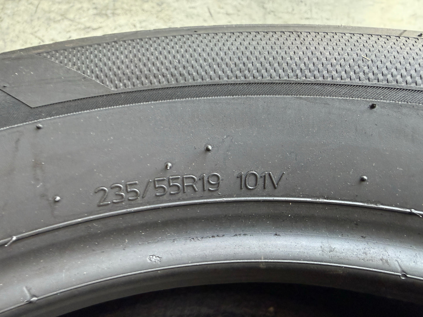 Usato: 2 Pneumatici Hankook Ventus S1 evo3 SUV K127A 235/55R19 101V Estivi 75% Residui