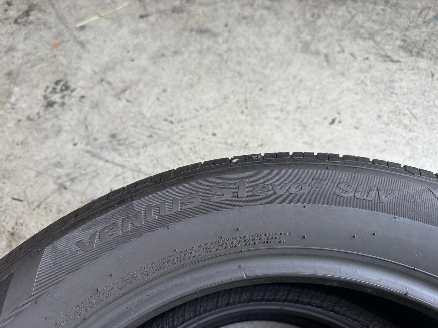 Usato: 2 Pneumatici Hankook Ventus S1 evo3 SUV K127A 235/55R19 101V Estivi 75% Residui