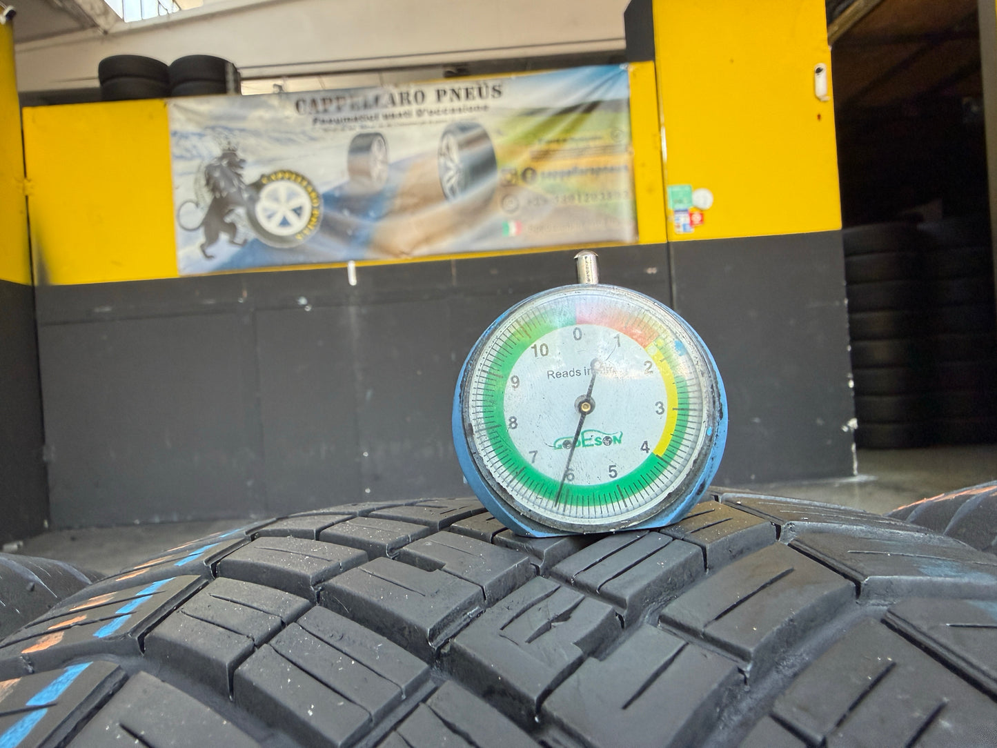 Usato: 4 Pneumatici Continental AllSeasonContact 2 225/55R18 102V XL 4 Stagioni 85% Residui