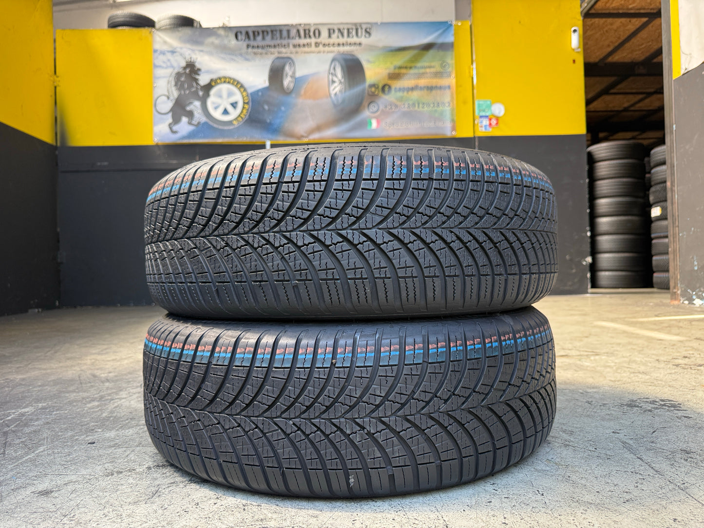 Usato: 2 Pneumatici Goodyear Vector 4Seasons Gen-3 205/55R19 97V XL EVR 4 Stagioni 85% Residui