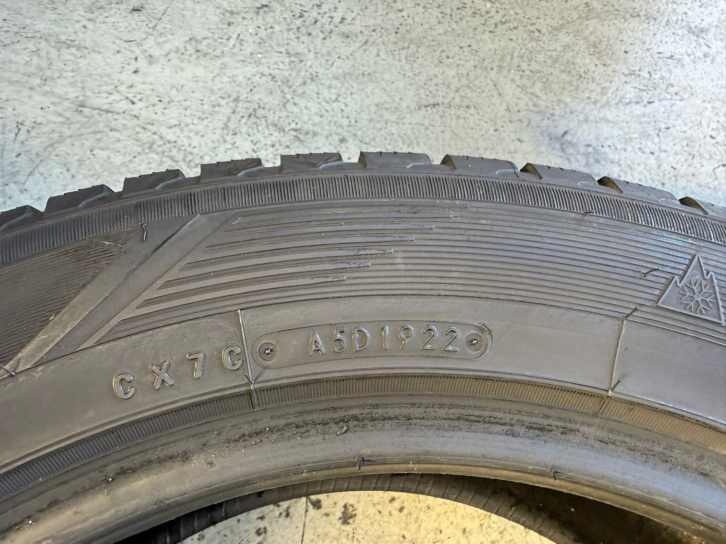 Usato: 4 Gomme 235/55R18 104H XL Toyo Invernali 75% residui