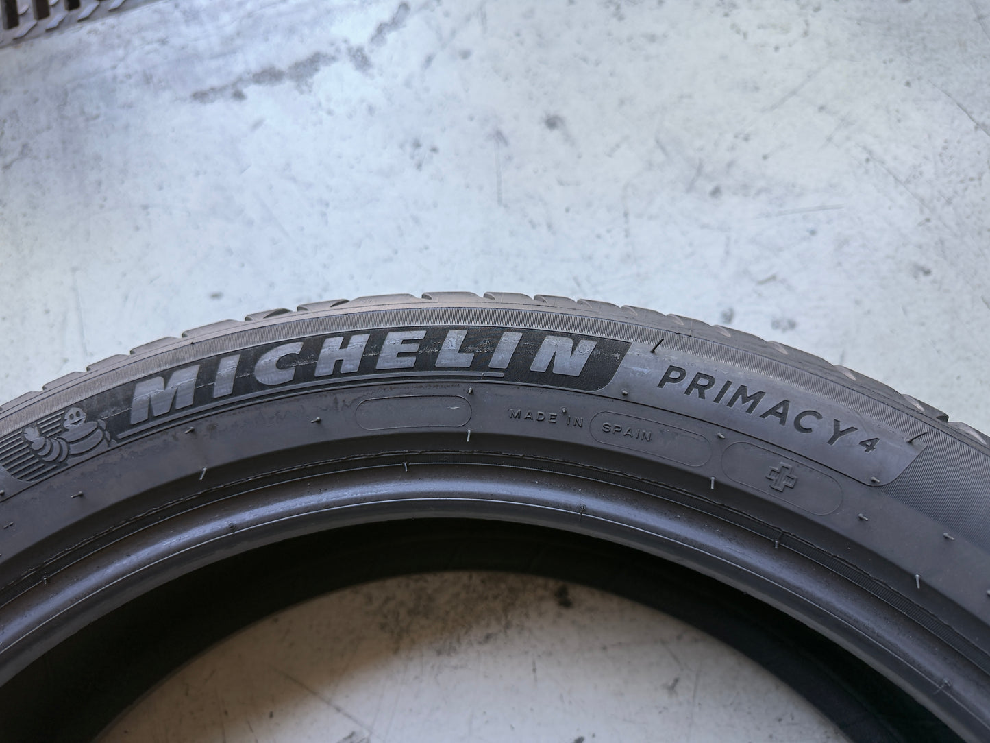 Usato: 4 Pneumatici Michelin Primacy 4+ 195/55R20 95H XL Estivi 80/90% Residui DOT 2025