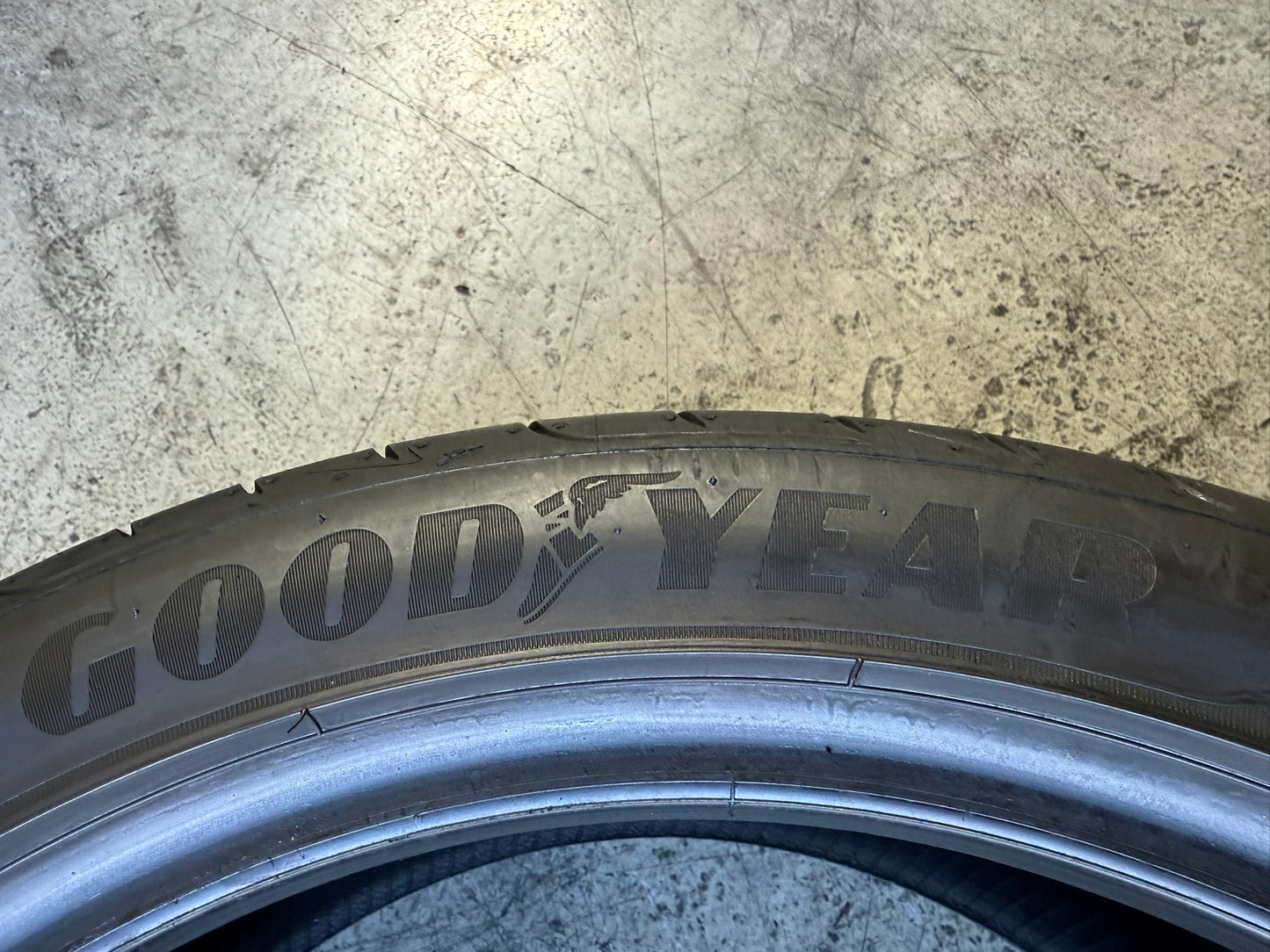 Usato: 2 Gomme 225/45R18 95Y XL Goodyear Runflat Estive 80% residui