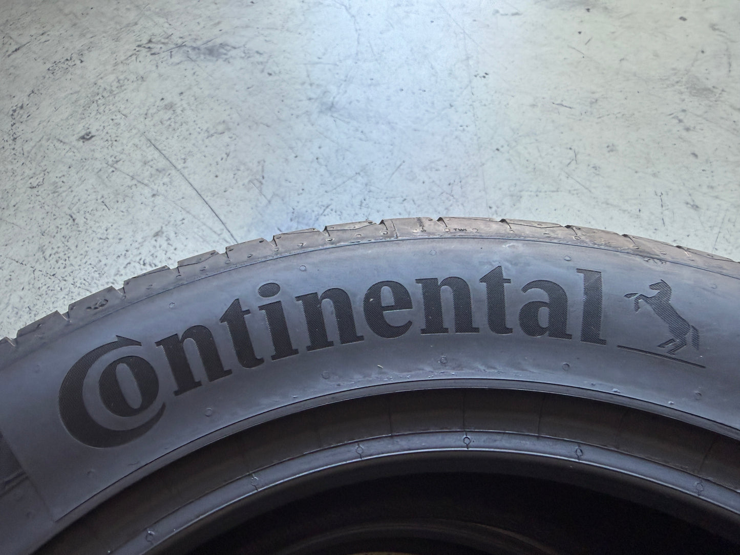 Usato: 2 Pneumatici Continental PremiumContact 7 215/60R17 96V EV Estivi 80% Residui DOT 2025
