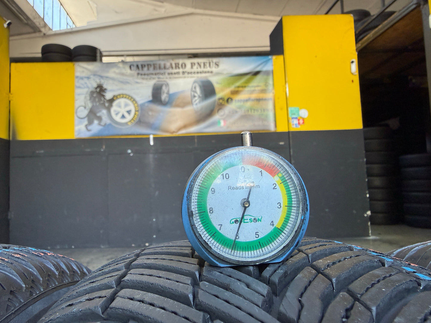 Usato: 4 Pneumatici Continental AllSeasonContact 2 / Pirelli Cinturato All Season SF3 215/65R17 99H/103V 4 Stagioni 85% Residui