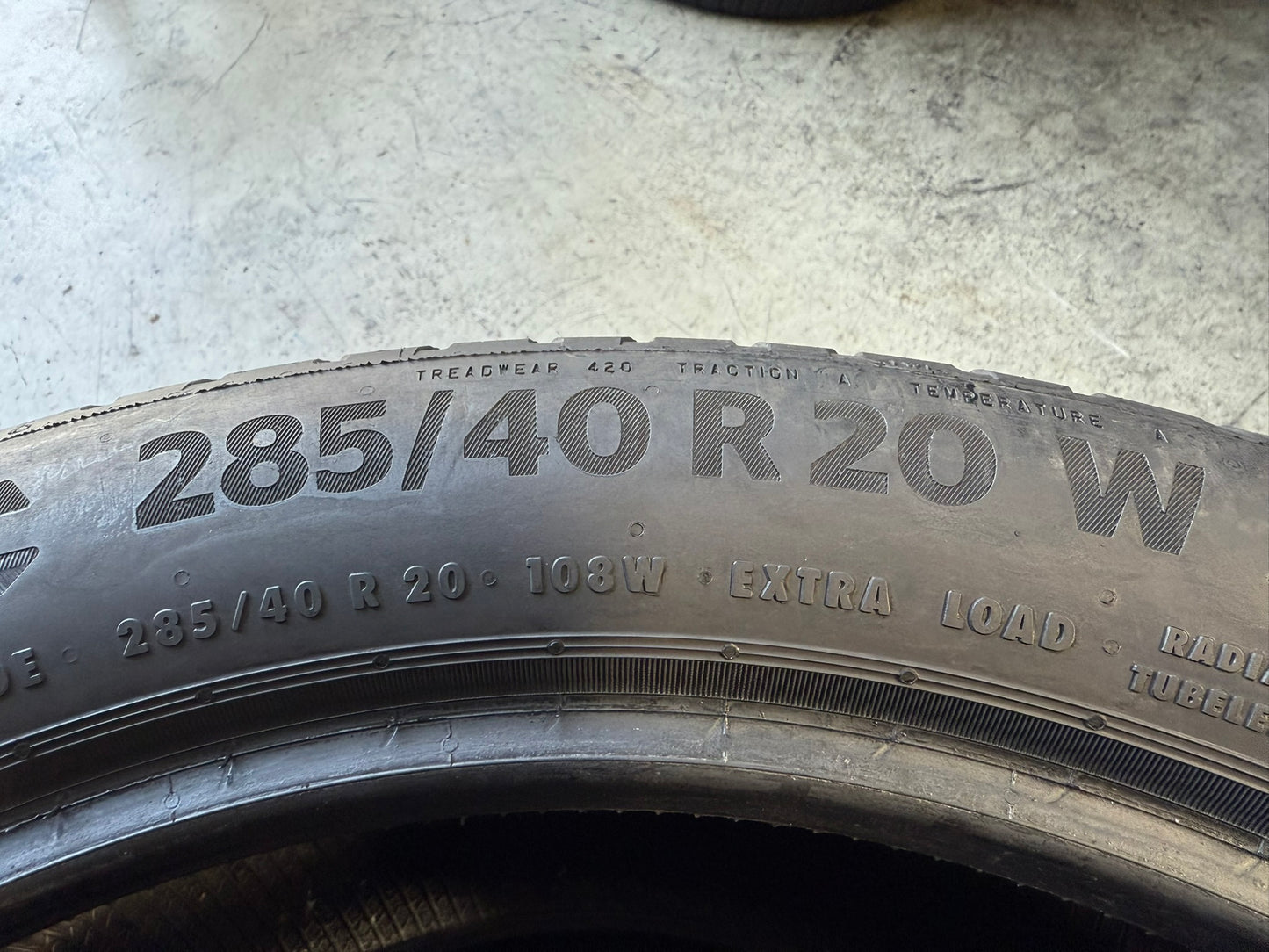 Usato: 2 Gomme 285/40R20 108W XL Continental Estive 85% residui