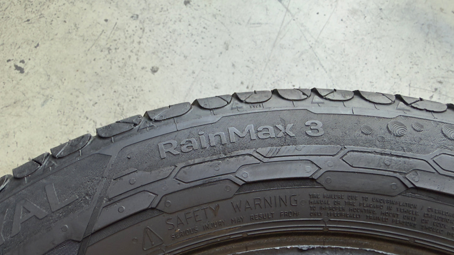 Usato: 2 Pneumatici Uniroyal RainMax 3 195/65R16C 104/102T Estivi 85% Residui