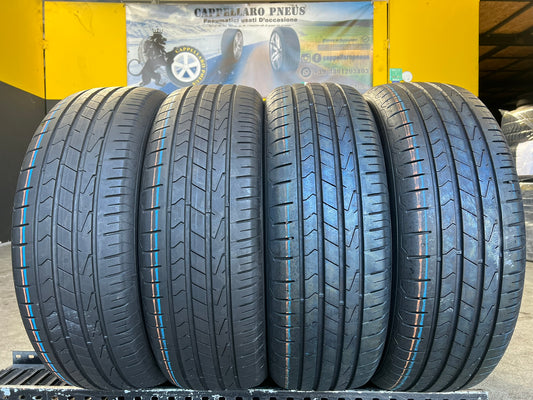 Usato: 4 Gomme 215/65R17 99V Hankook estive 80%-85% residui