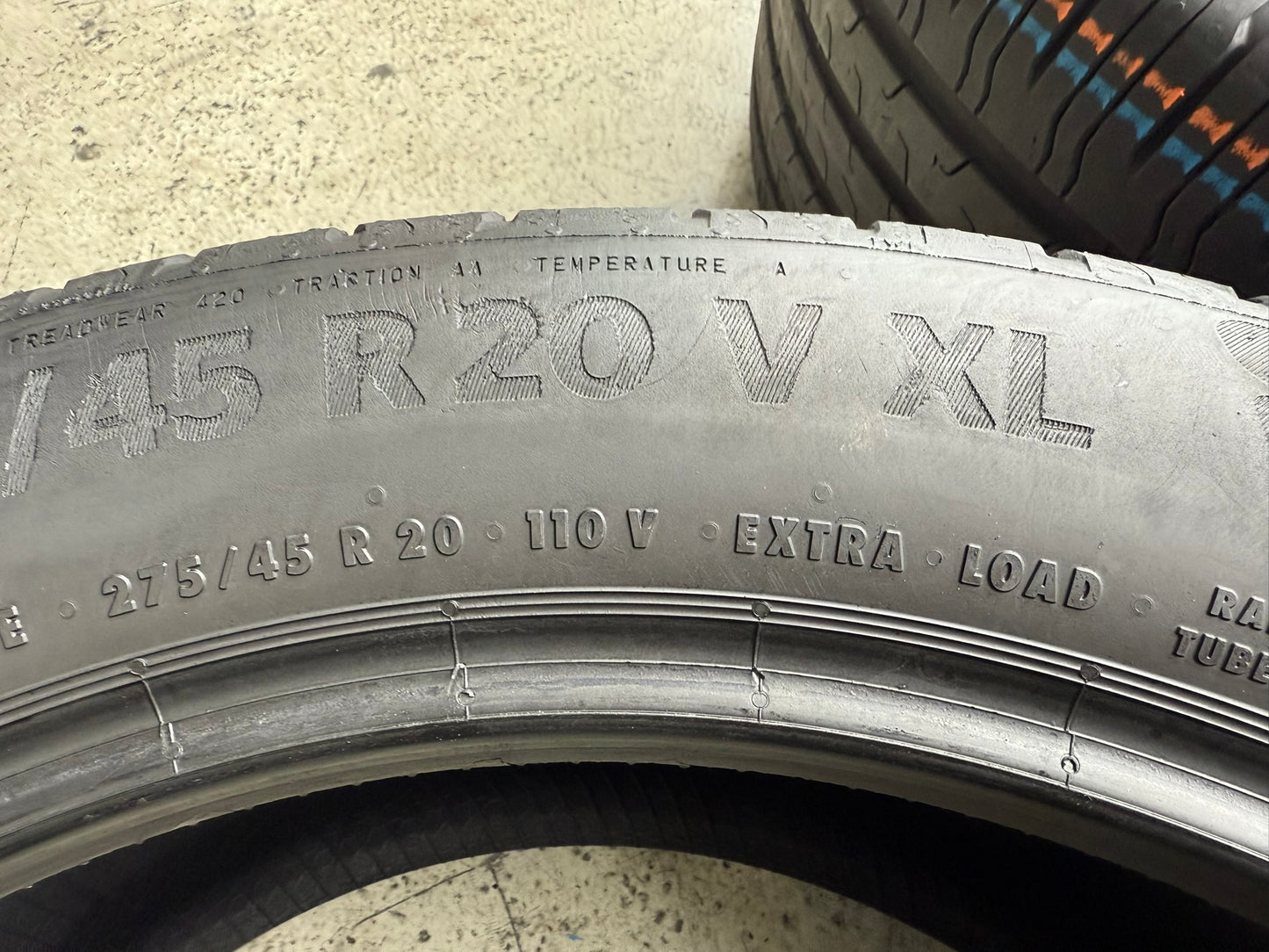 Usato: 4 Gomme 275/45R20 110V XL Continental Estive 85% residui