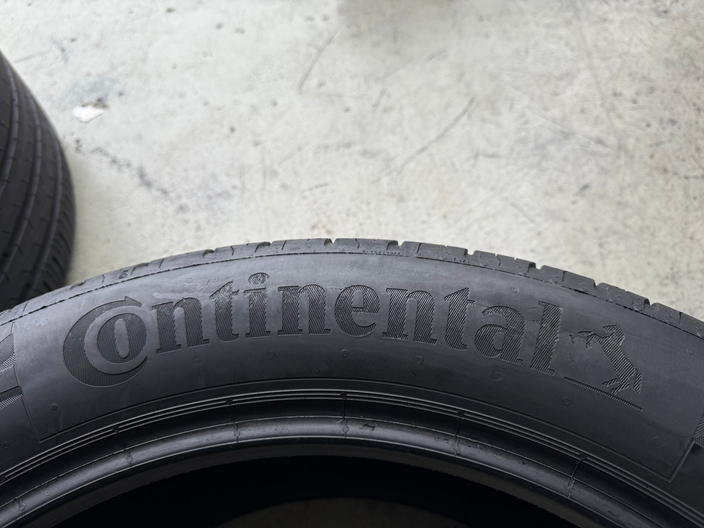 Usato: 4 Gomme 275/45R20 110V XL Continental Estive 85% residui