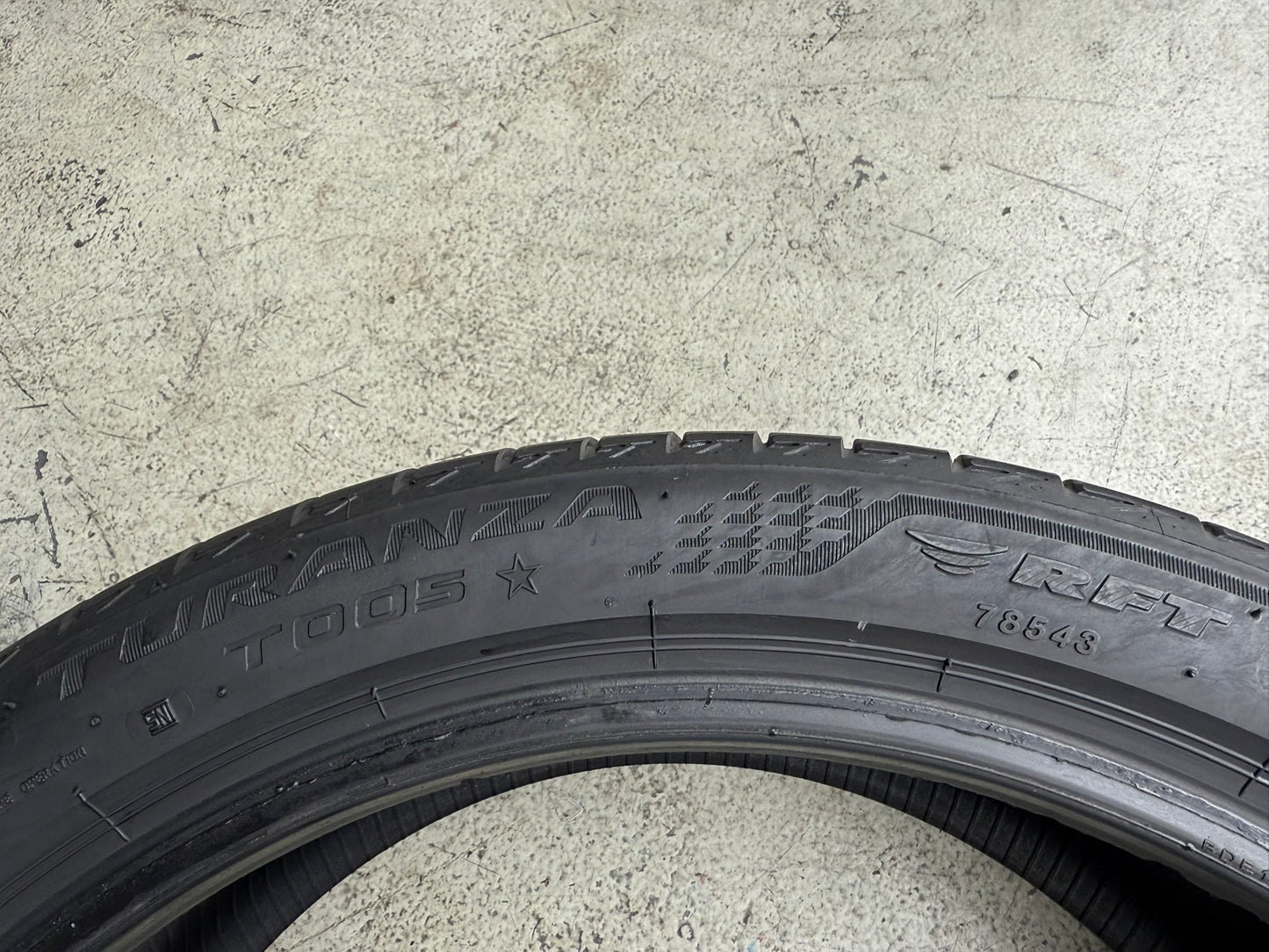 Usato: 4 Gomme 225/40R18 92Y Bridgestone Estive 80% residui