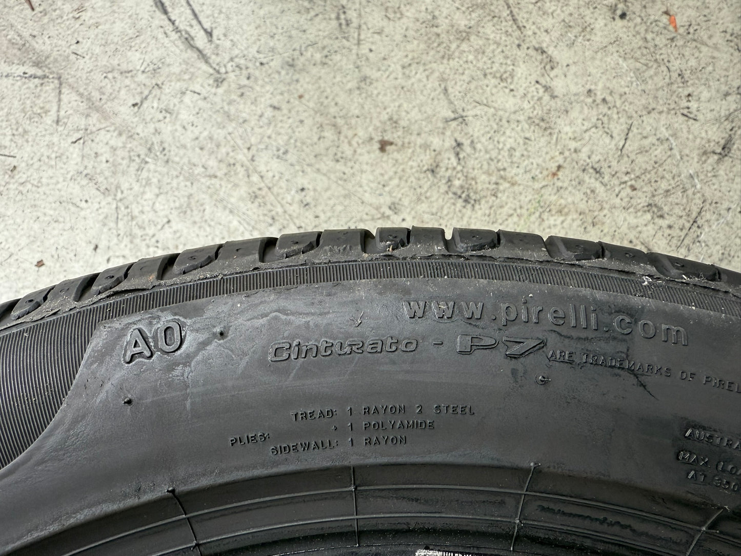 Usato: 4 Gomme 225/50R17 94H Pirelli Estive 80% residui