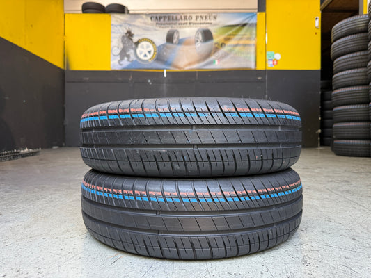 Usato: 2 Pneumatici Goodyear EfficientGrip Compact 165/65R15 81T Estive 99% Residui