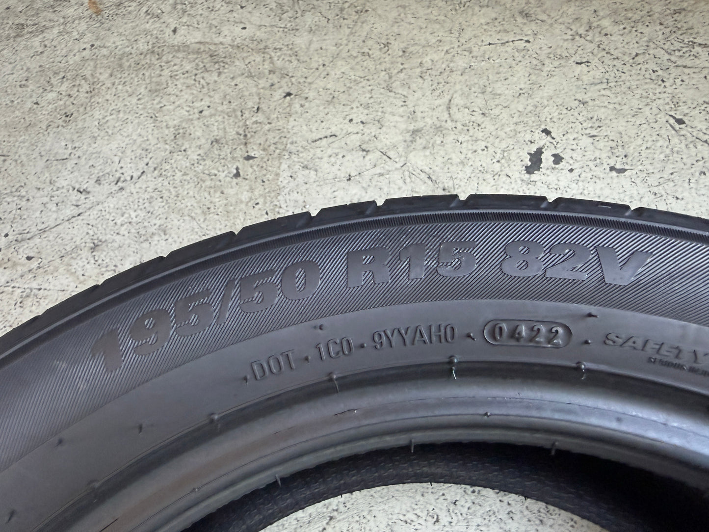 Usato: 4 Pneumatici Kumho / Pirelli 195/50R15 82V Estive 90% Residui