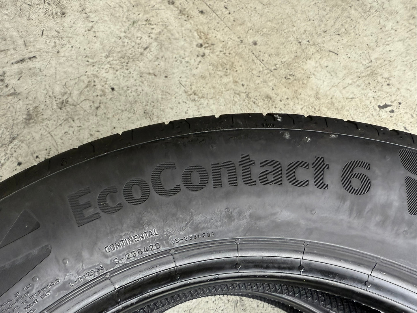 Usato: 4 Gomme 205/60R16 92V–96H Continental Estive 85–95% residui