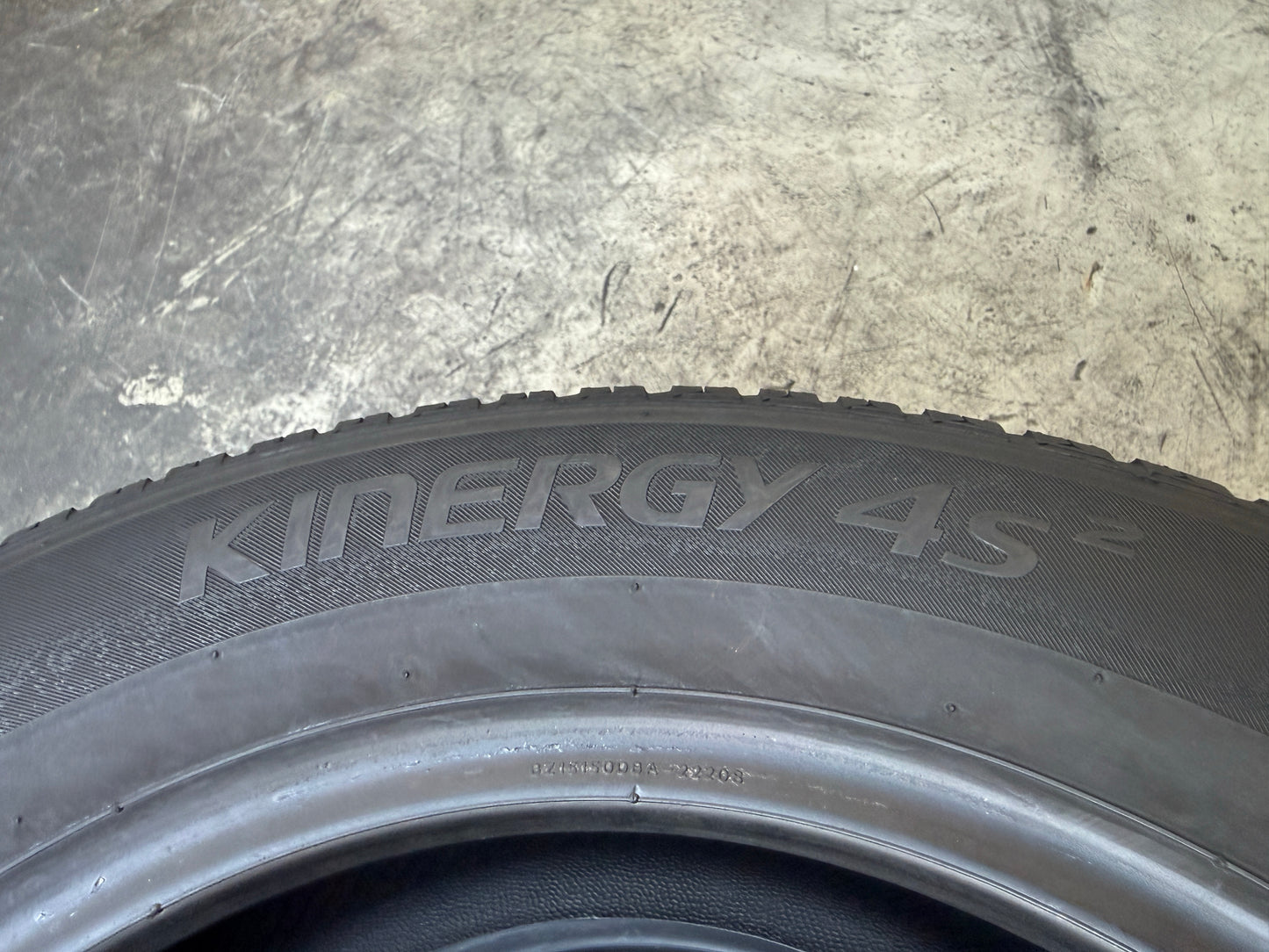 Usato: 2 Pneumatici Hankook Kinergy 4S2 H750 195/60R15 88V 4 Stagioni 90% Residui