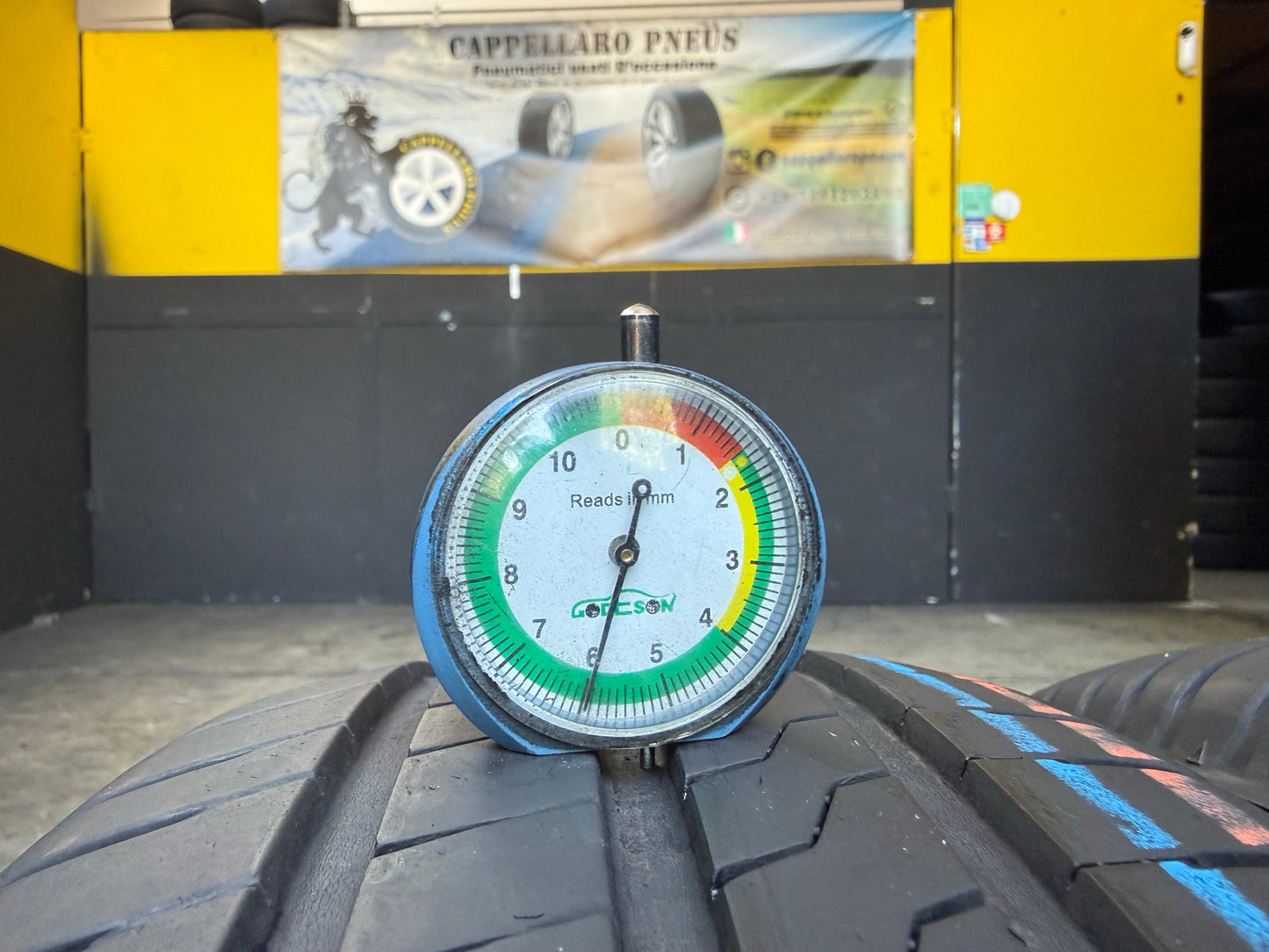 Usato: 4 Pneumatici Firestone / Michelin 195/65R15 91H Estive 85-90% Residui