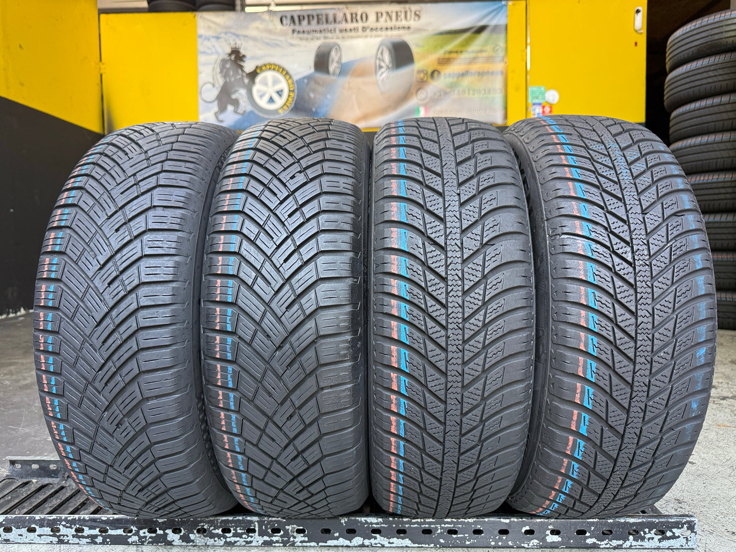 Usato: 4 Pneumatici Continental / Nexen 195/65R15 95H-95T XL 4 Stagioni 85% Residui
