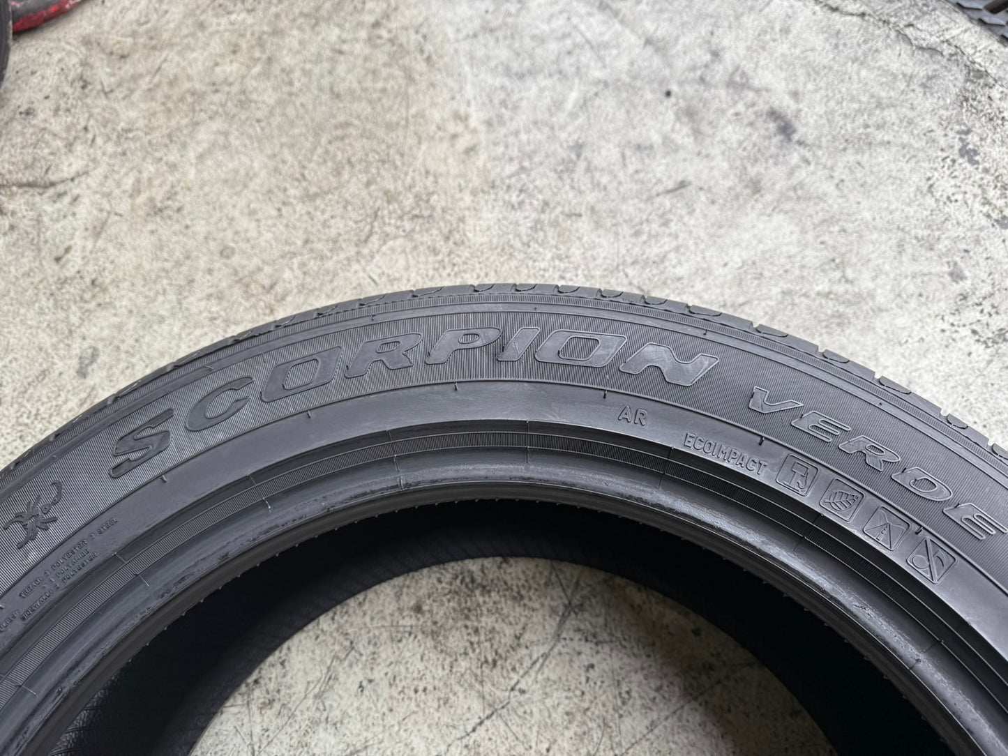 Usato: 4 Gomme 235/55R19 105Y XL Pirelli 75-85% residui