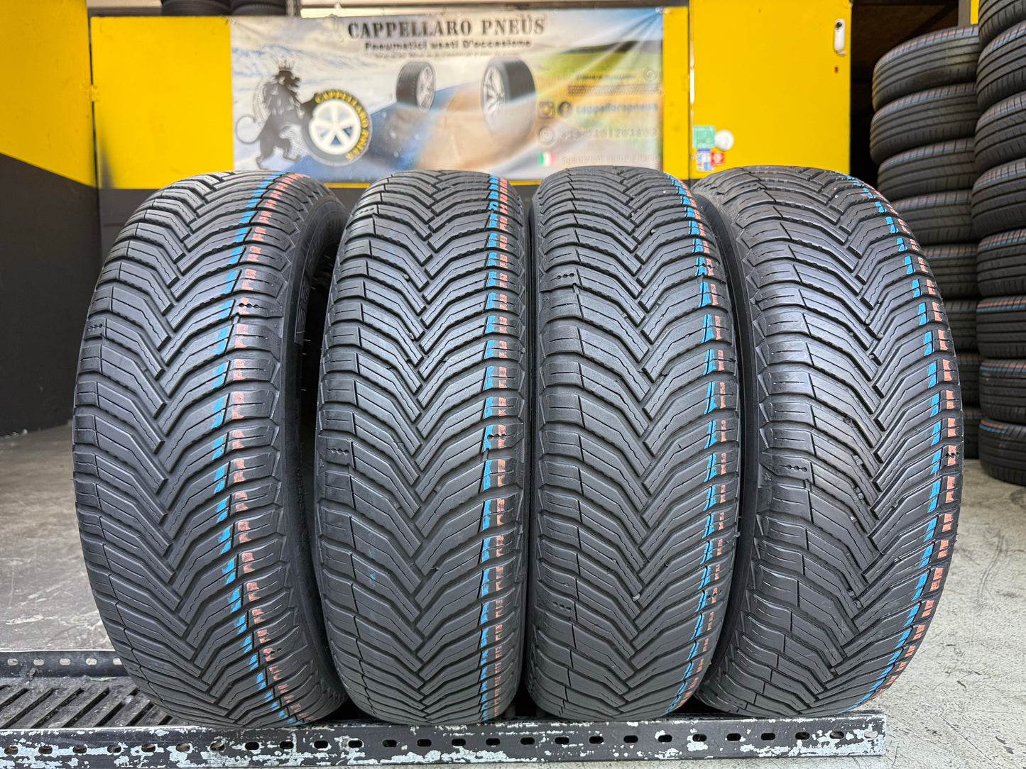 Usato: 4 Pneumatici Michelin CrossClimate 2 195/65R15 95H XL 4 Stagioni 90% Residui