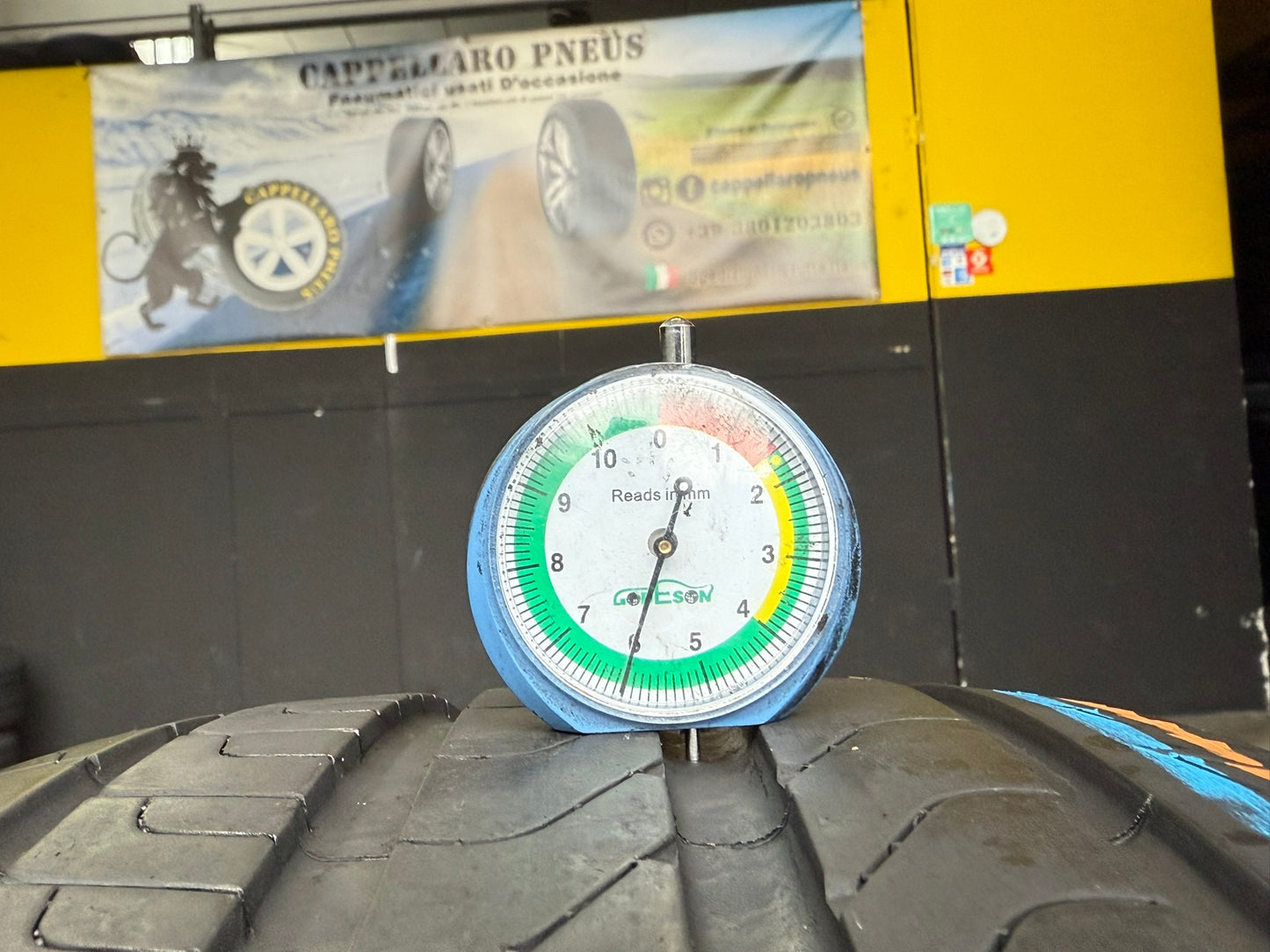 Usato: 4 Gomme 235/55R19 105Y XL Pirelli 75-85% residui