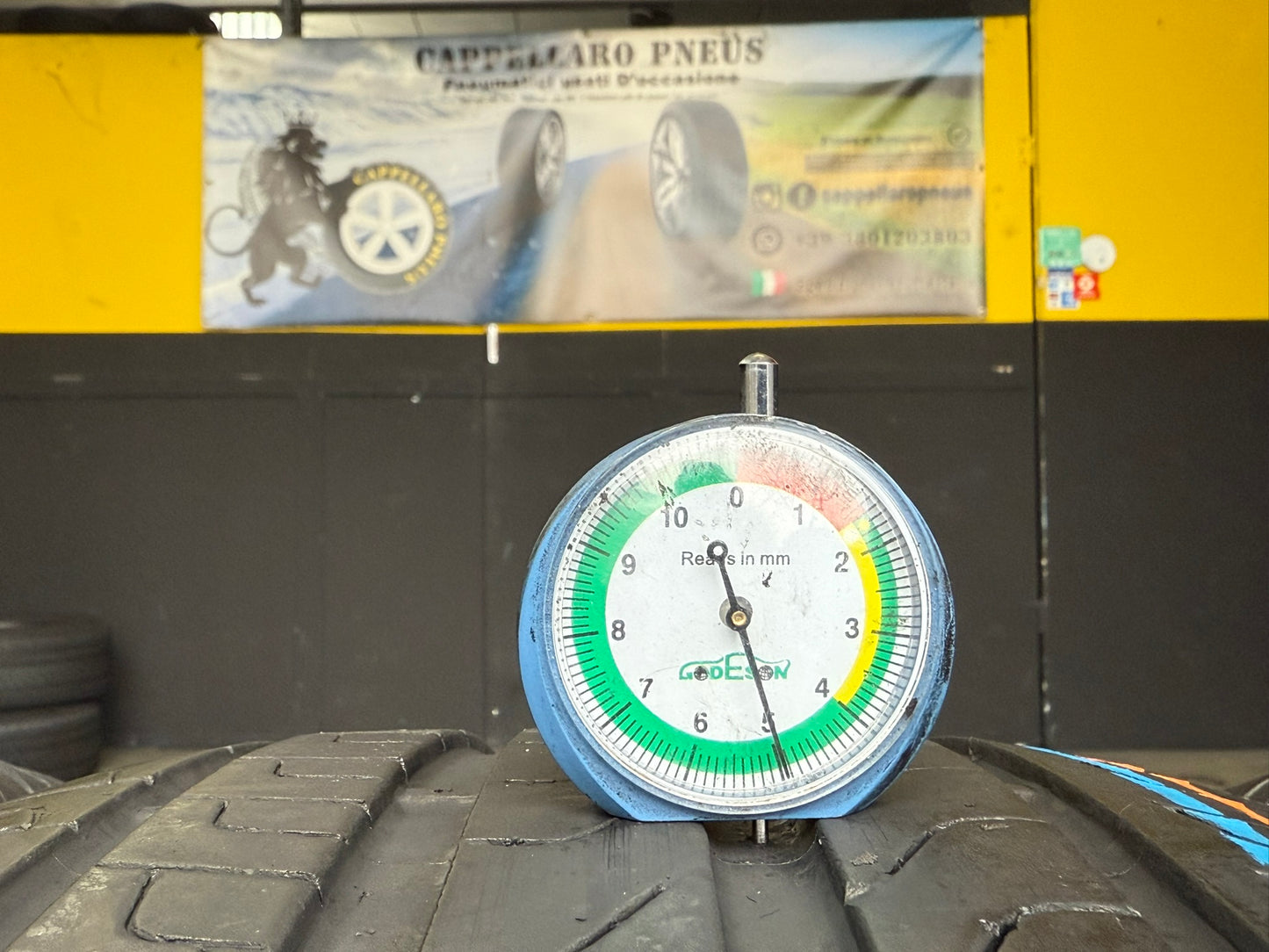 Usato: 4 Gomme 235/55R19 105Y XL Pirelli 75-85% residui