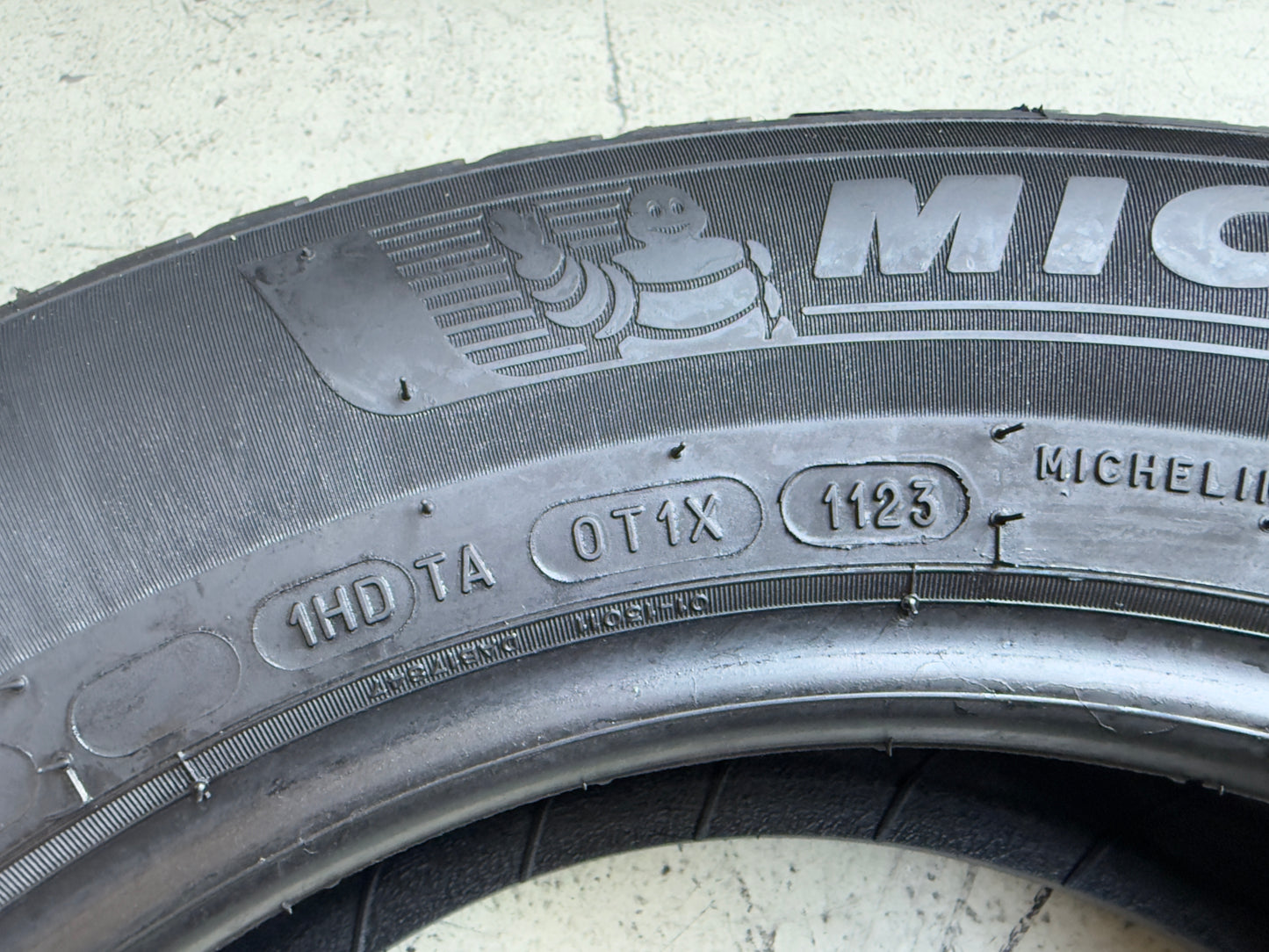Usato: 4 Pneumatici Michelin CrossClimate 2 195/65R15 95H XL 4 Stagioni 90% Residui