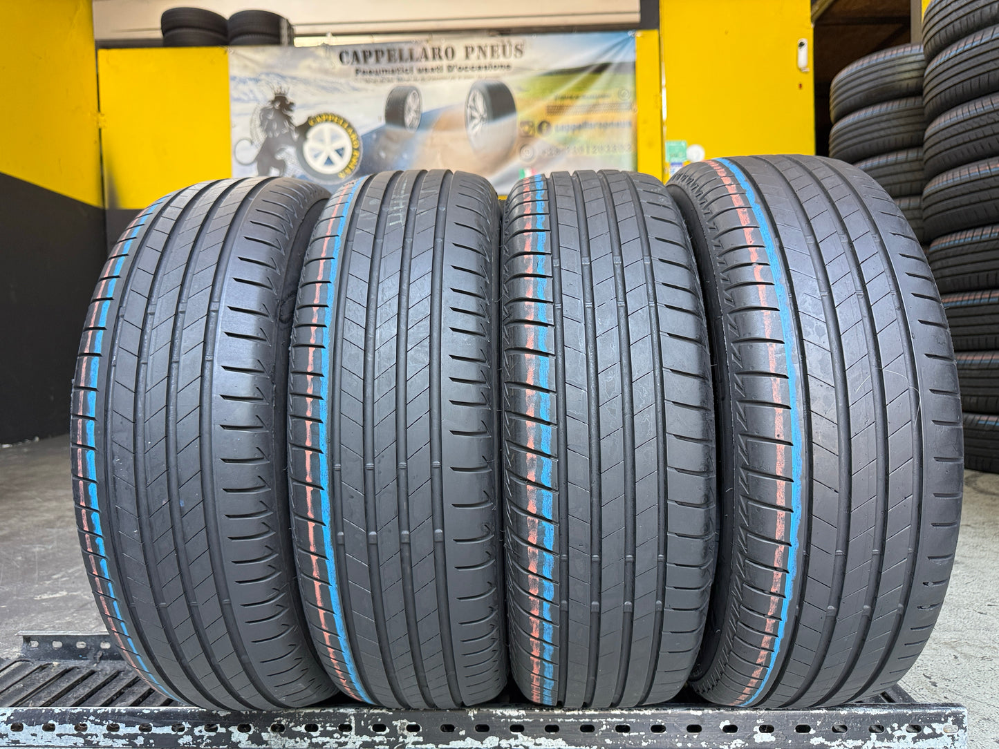 Usato: 4 Pneumatici Bridgestone Turanza T005 185/65R15 88H-88T Estive 90% Residui