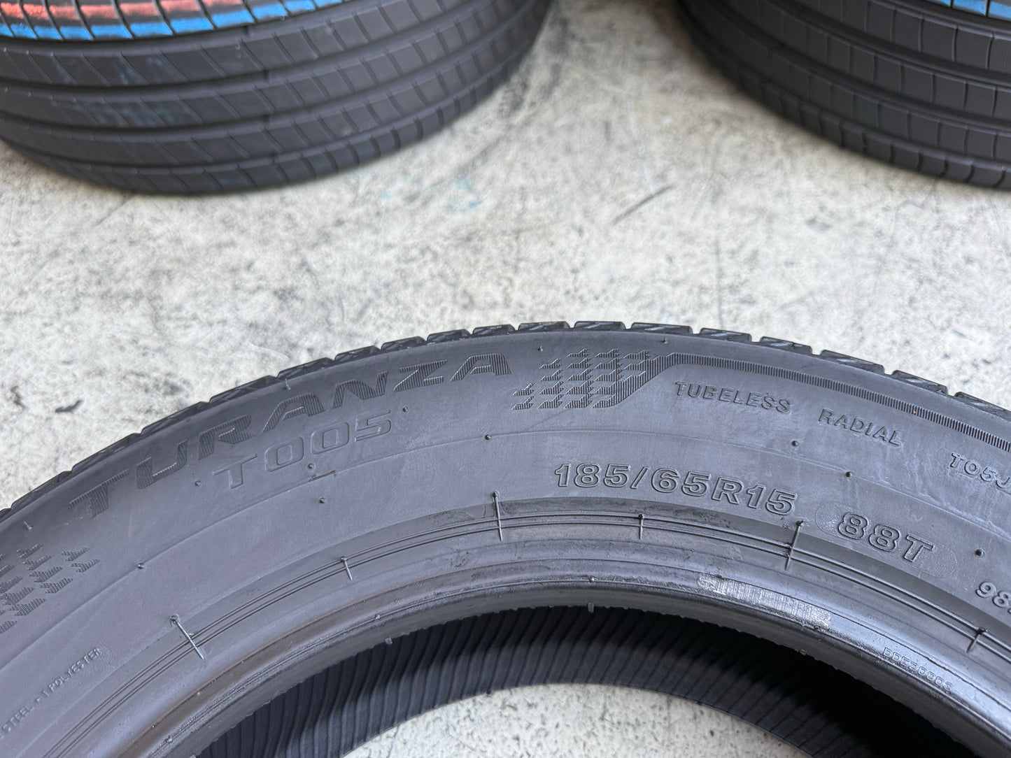 Usato: 4 Pneumatici Bridgestone Turanza T005 185/65R15 88H-88T Estive 90% Residui