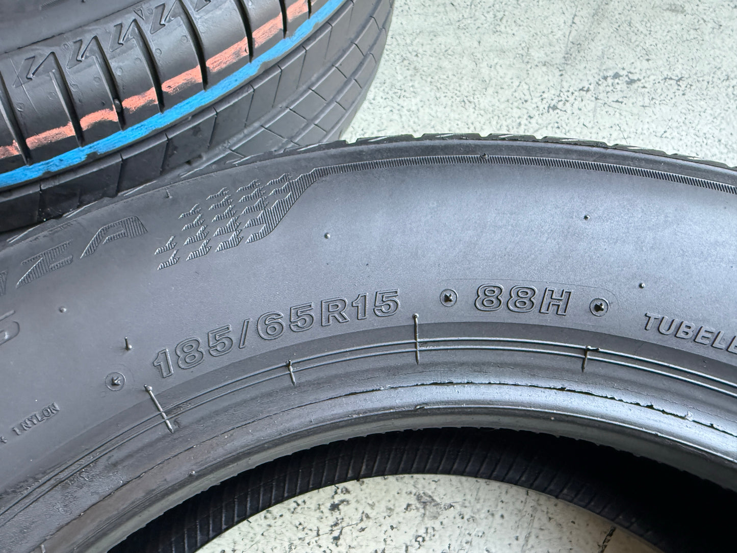 Usato: 4 Pneumatici Bridgestone Turanza T005 185/65R15 88H-88T Estive 90% Residui