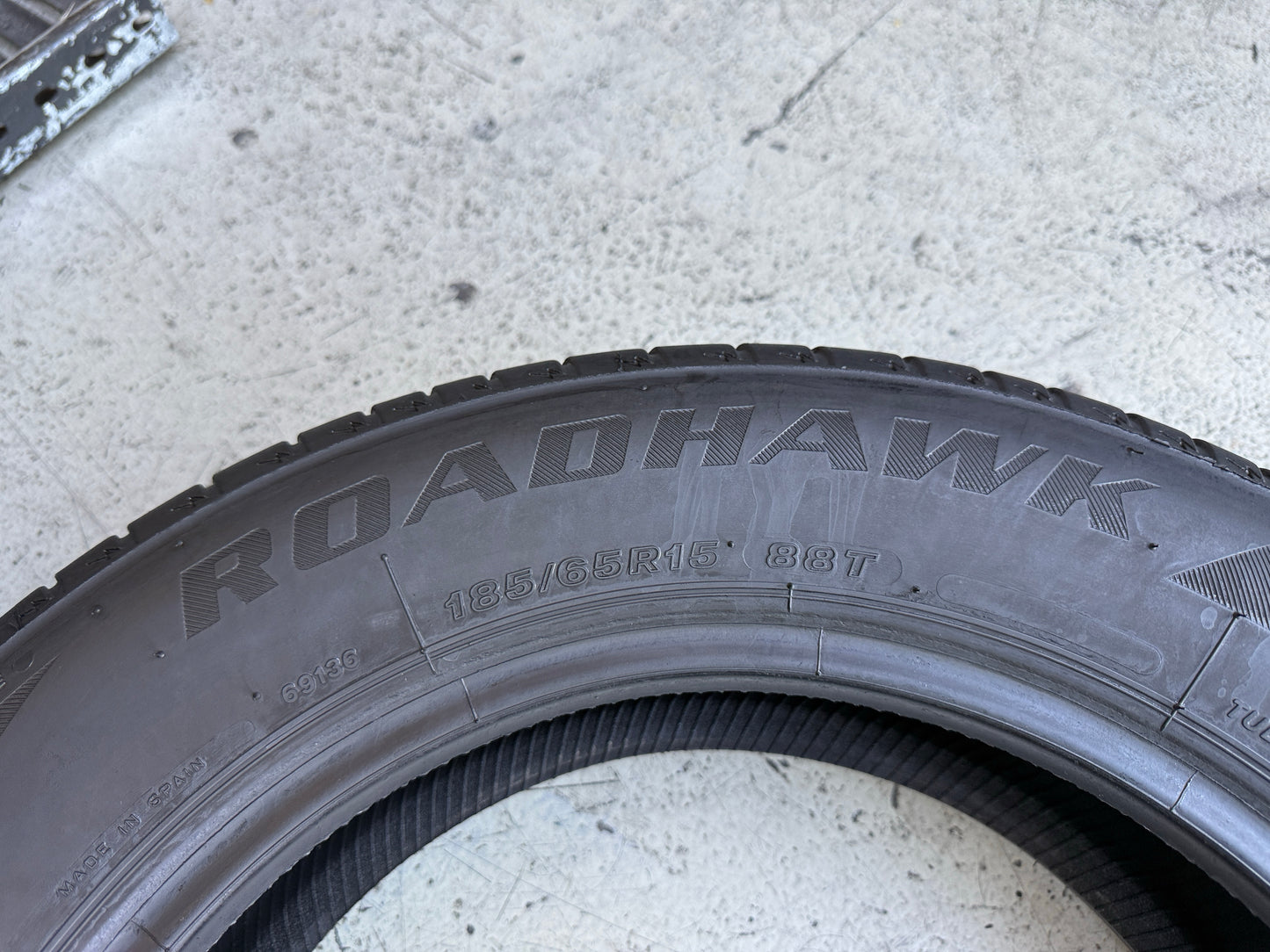 Usato: 4 Pneumatici Firestone Roadhawk 185/65R15 88T Estive 80% Residui