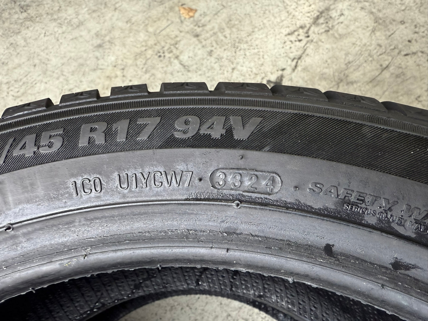Usato: 2 Gomme 225/45R17 94V XL Kumho Invernali 99% residui