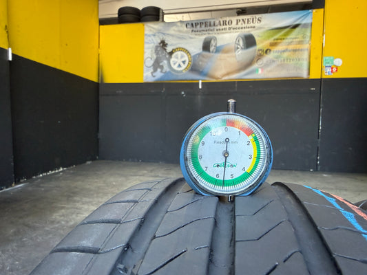 Usato: 4 Pneumatici Continental UltraContact EV 185/65R15 88H Estive 85% Residui DOT 2025