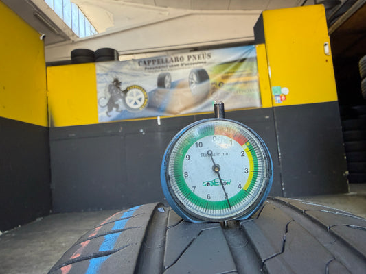 Usato: 2 Pneumatici Continental UltraContact 185/65R15 92T XL EVc Estivi 80% Residui