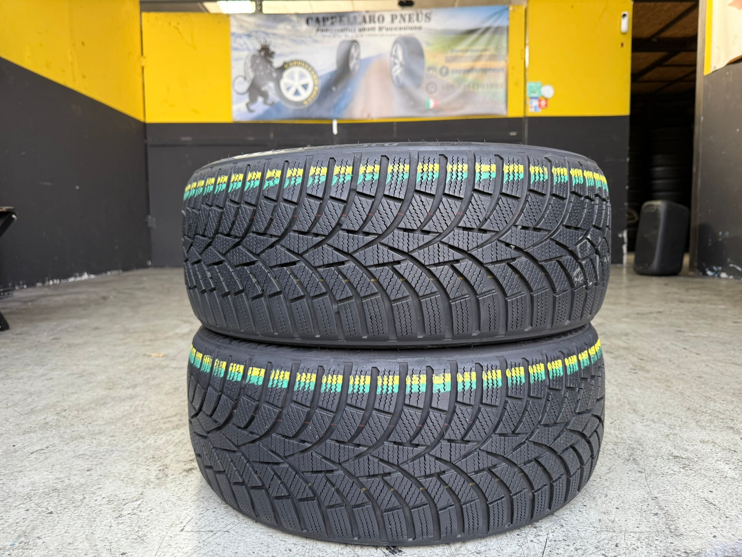 Usato: 2 Gomme 205/40R18 86V XL Toyo Invernali 95% residui
