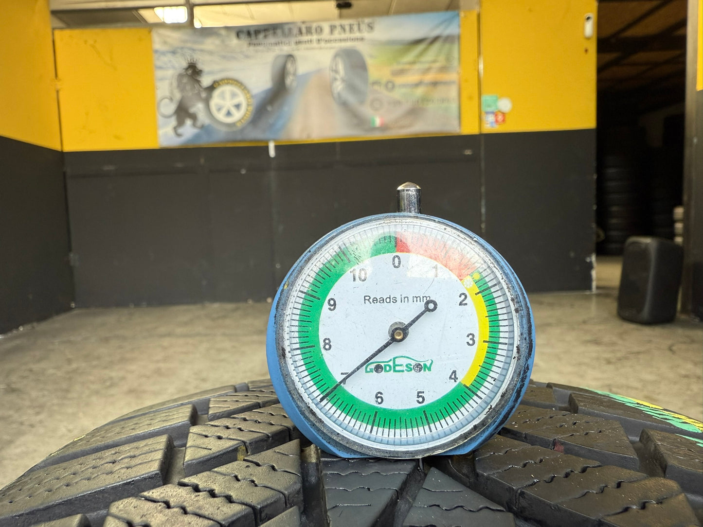 Usato: 2 Gomme 205/40R18 86V XL Toyo Invernali 95% residui