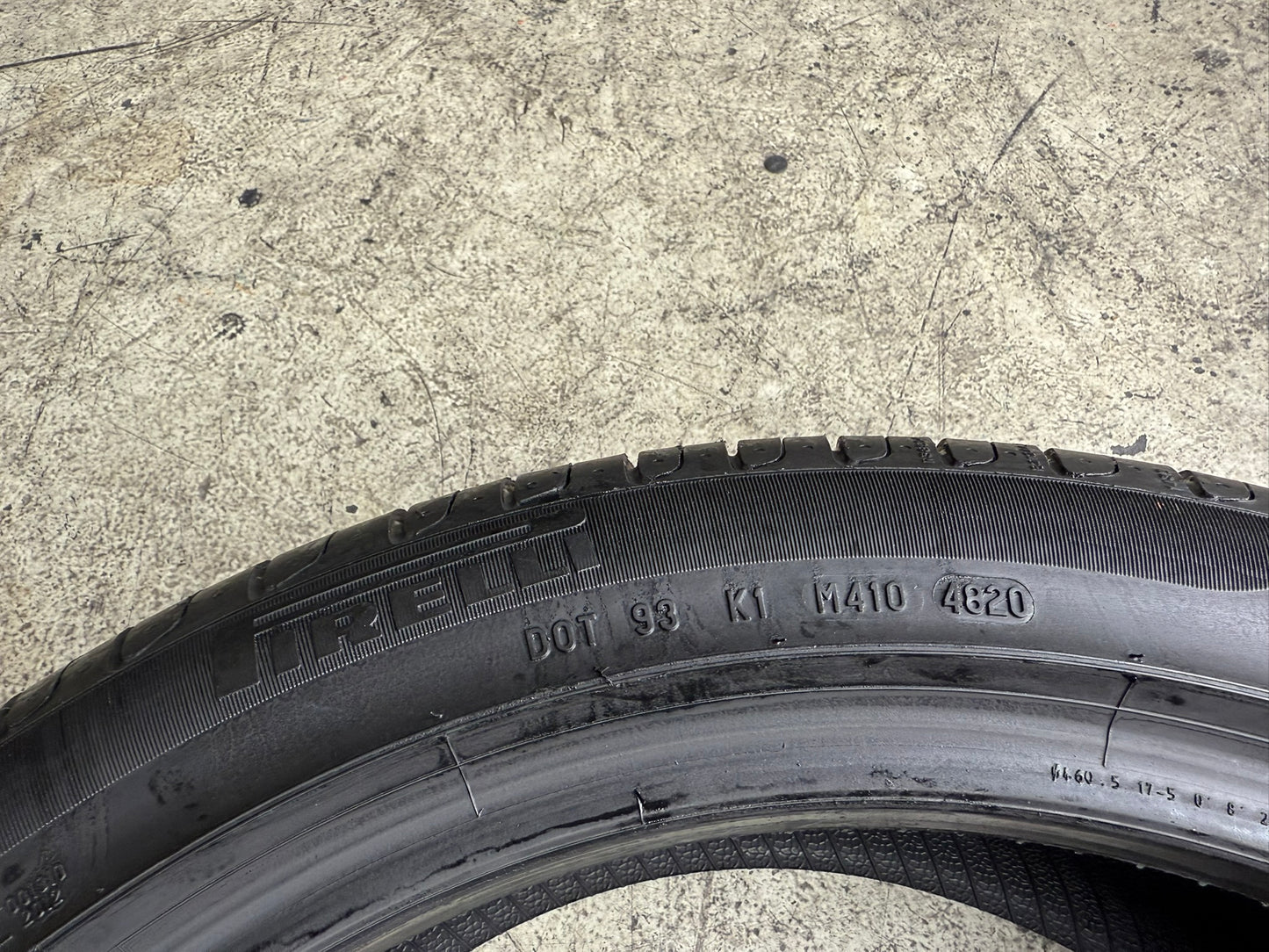 Usato: 4 Gomme 255/40R18 95Y + 225/45R18 91Y Pirelli Runflat estive 99% residui