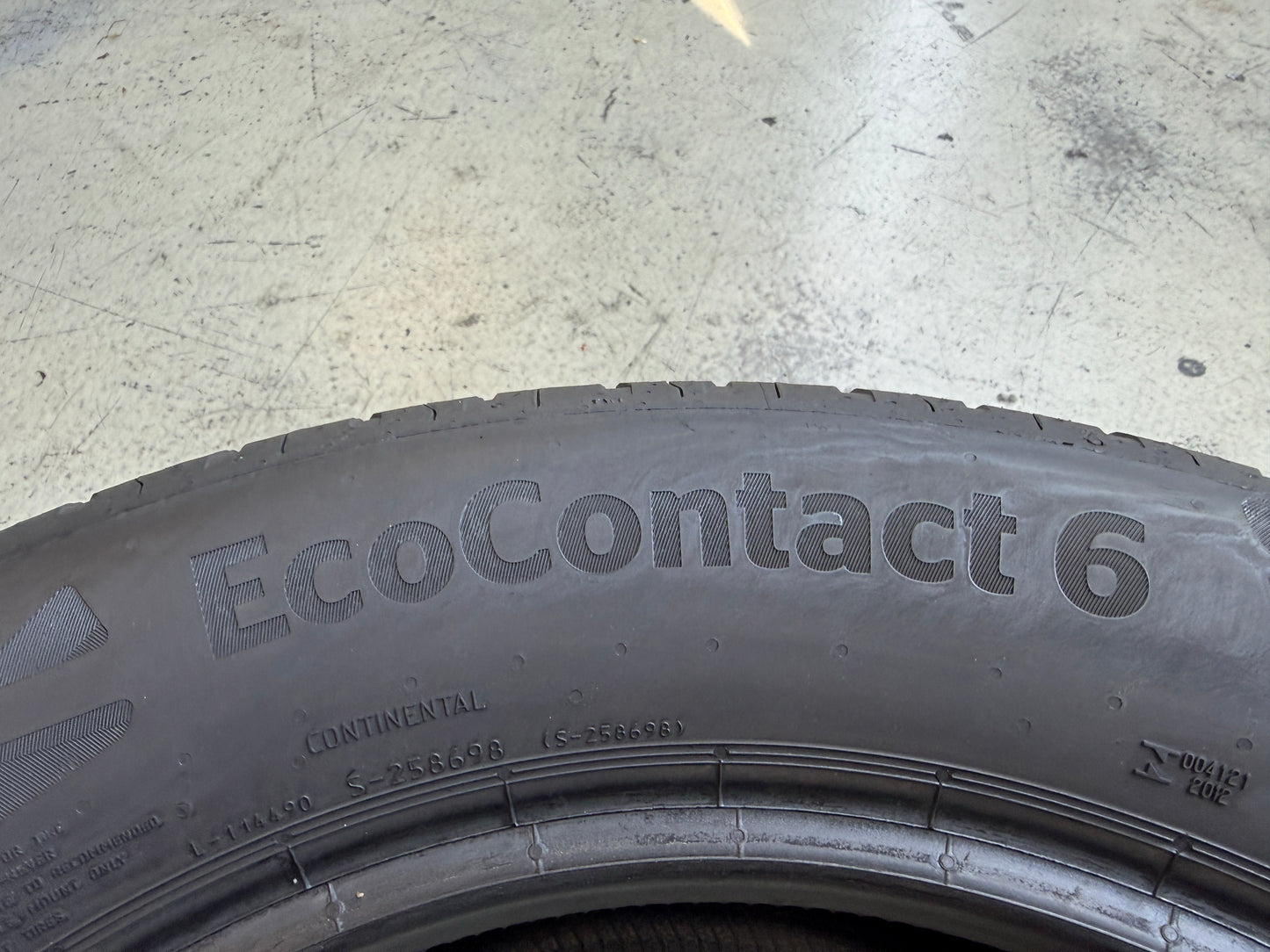 Usato: 4 Pneumatici Continental EcoContact 6 205/60R16 92H EVc Estive 90-95% Residui