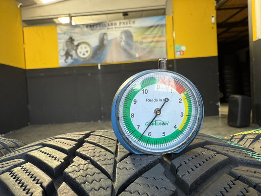 Usato: 4 Gomme 225/55R17 101V XL Giti Invernale 90% residui