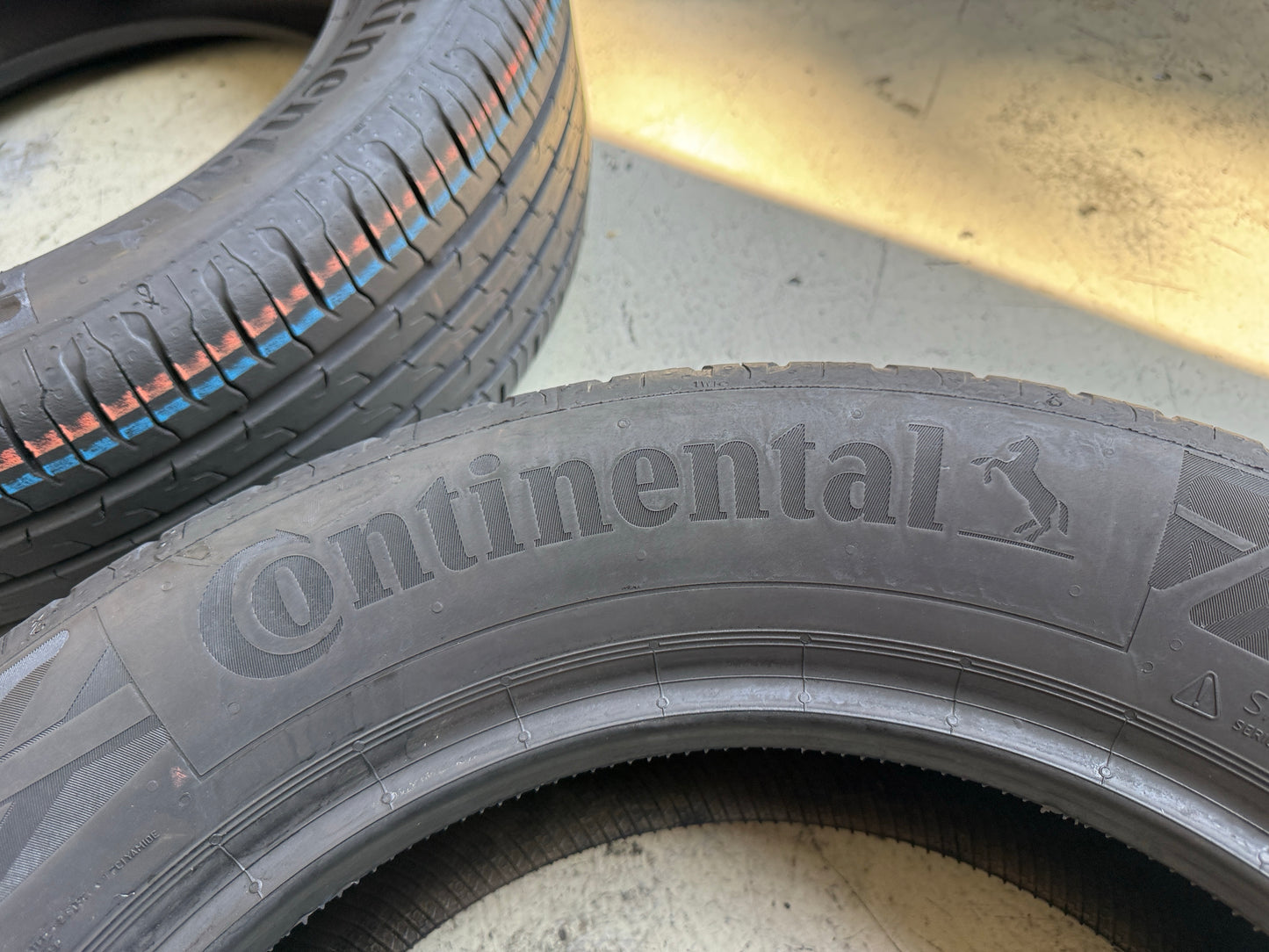Usato: 4 Pneumatici Continental EcoContact 6 205/60R16 92H EVc Estive 90% Residui