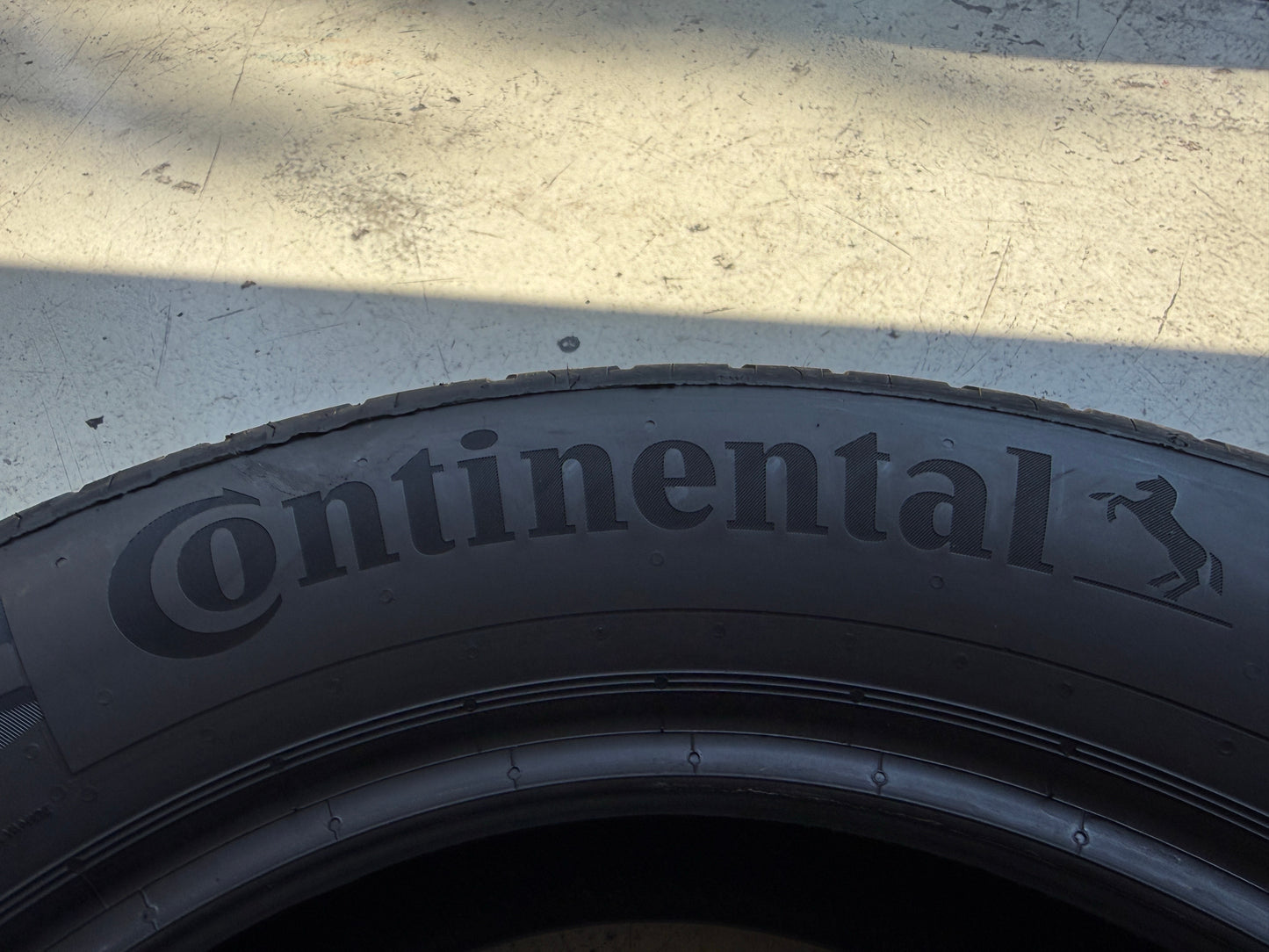 Usato: 4 Pneumatici Continental EcoContact 6 205/60R16 96H XL EVc Estive 95% Residui DOT 2025