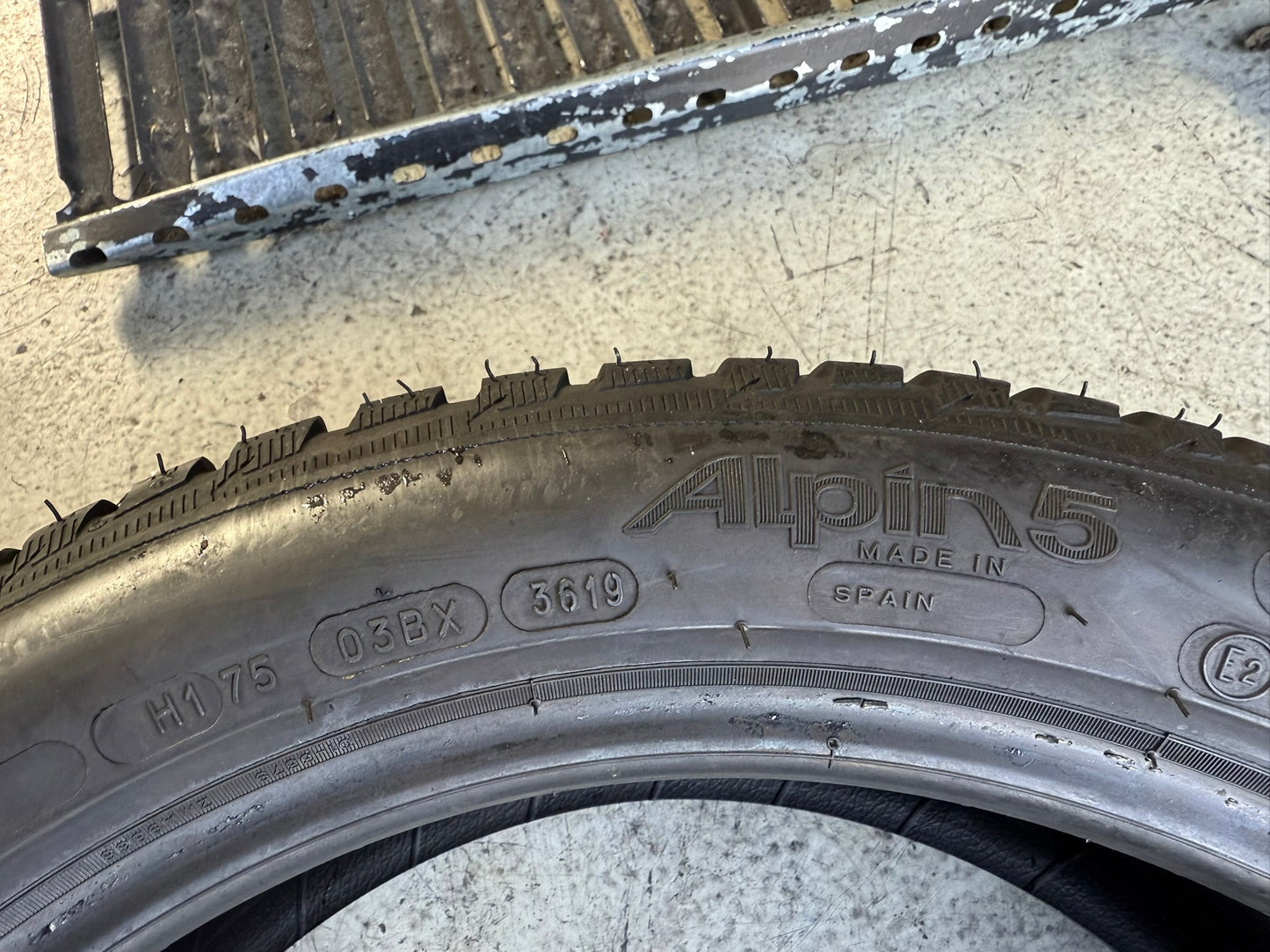 Usato: 4 Gomme 205/50R17 93H XL Michelin Invernali 99/90% residui