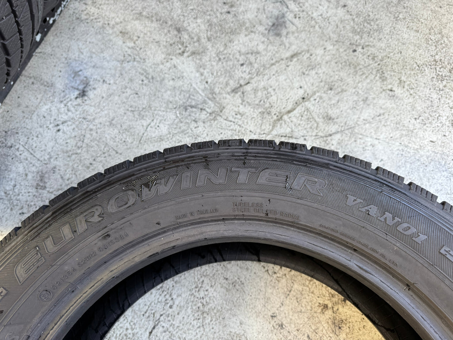 Usato: 4 Gomme 215/60R17C 109/107T Falken Invernali 90–95% residui