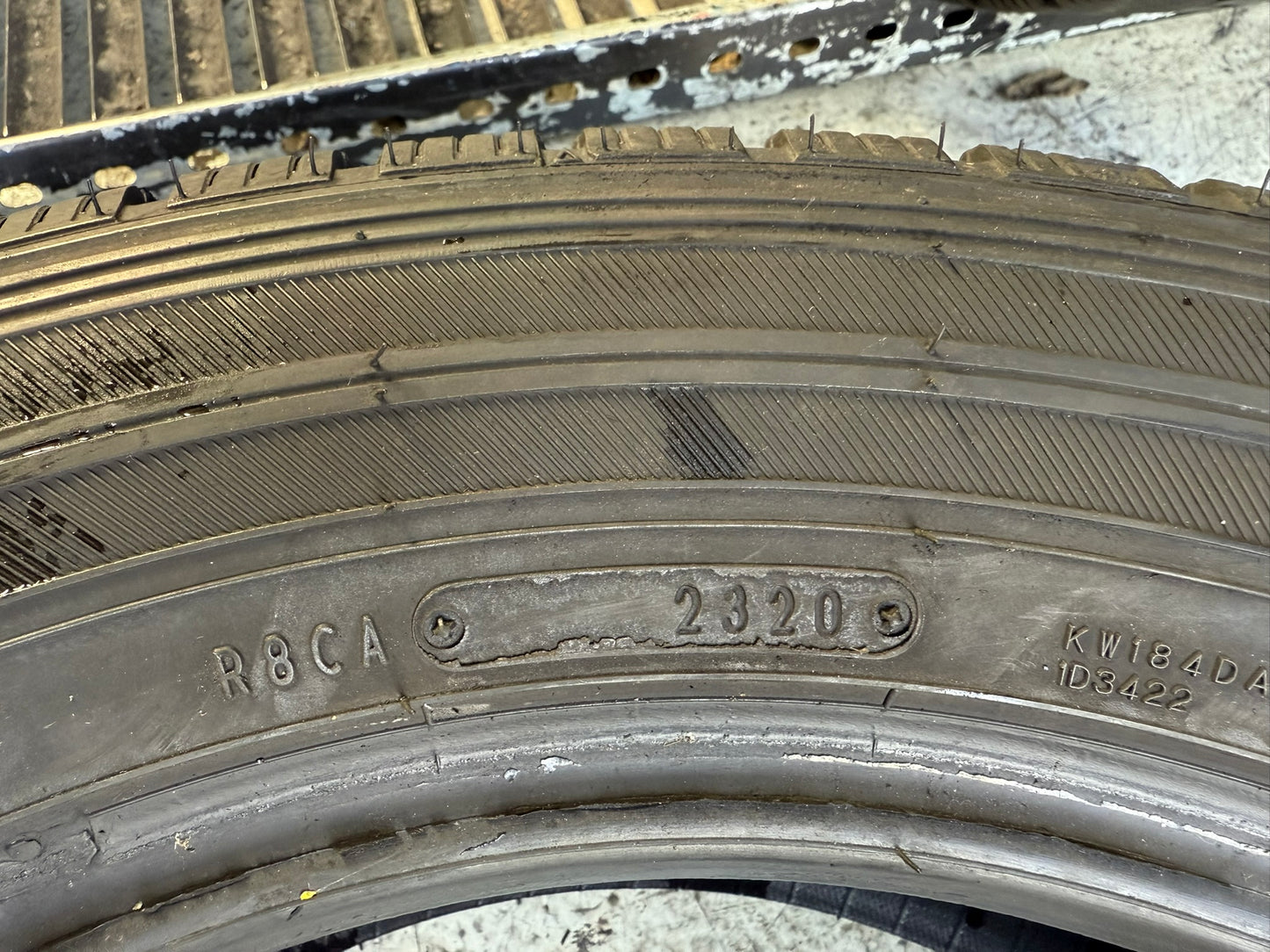 Usato: 4 Gomme 215/60R17C 109/107T Falken Invernali 90–95% residui