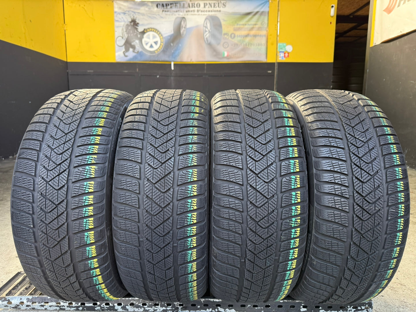 Usato: 4 Gomme 225/45R18 95H XL RSC Pirelli Invernali 95% residui