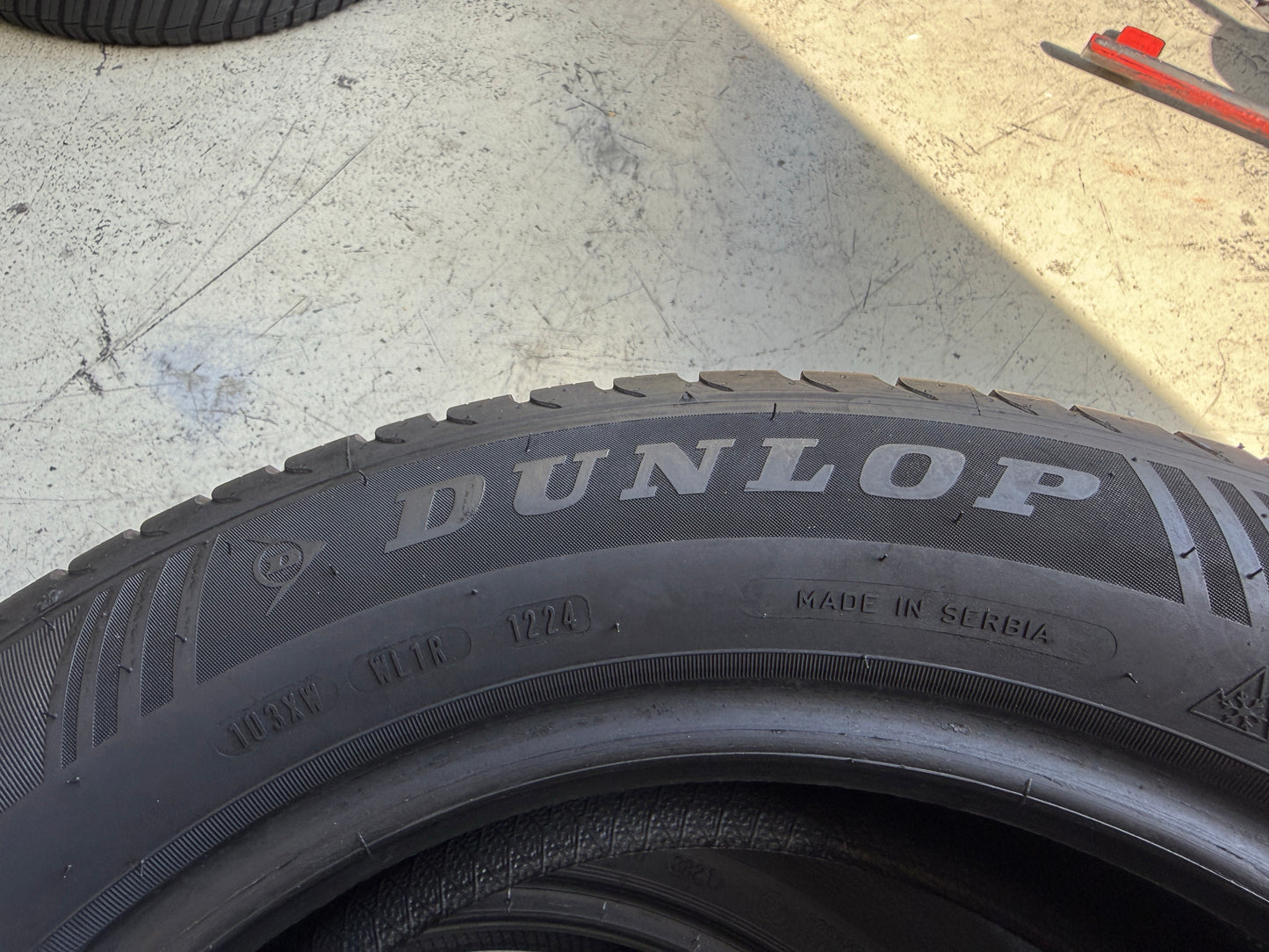 Usato: 4 Pneumatici 2 Continental AllSeasonContact + 2 Dunlop AllSeason 2 205/60R16 96H/96V 4 Stagioni 80% Residui