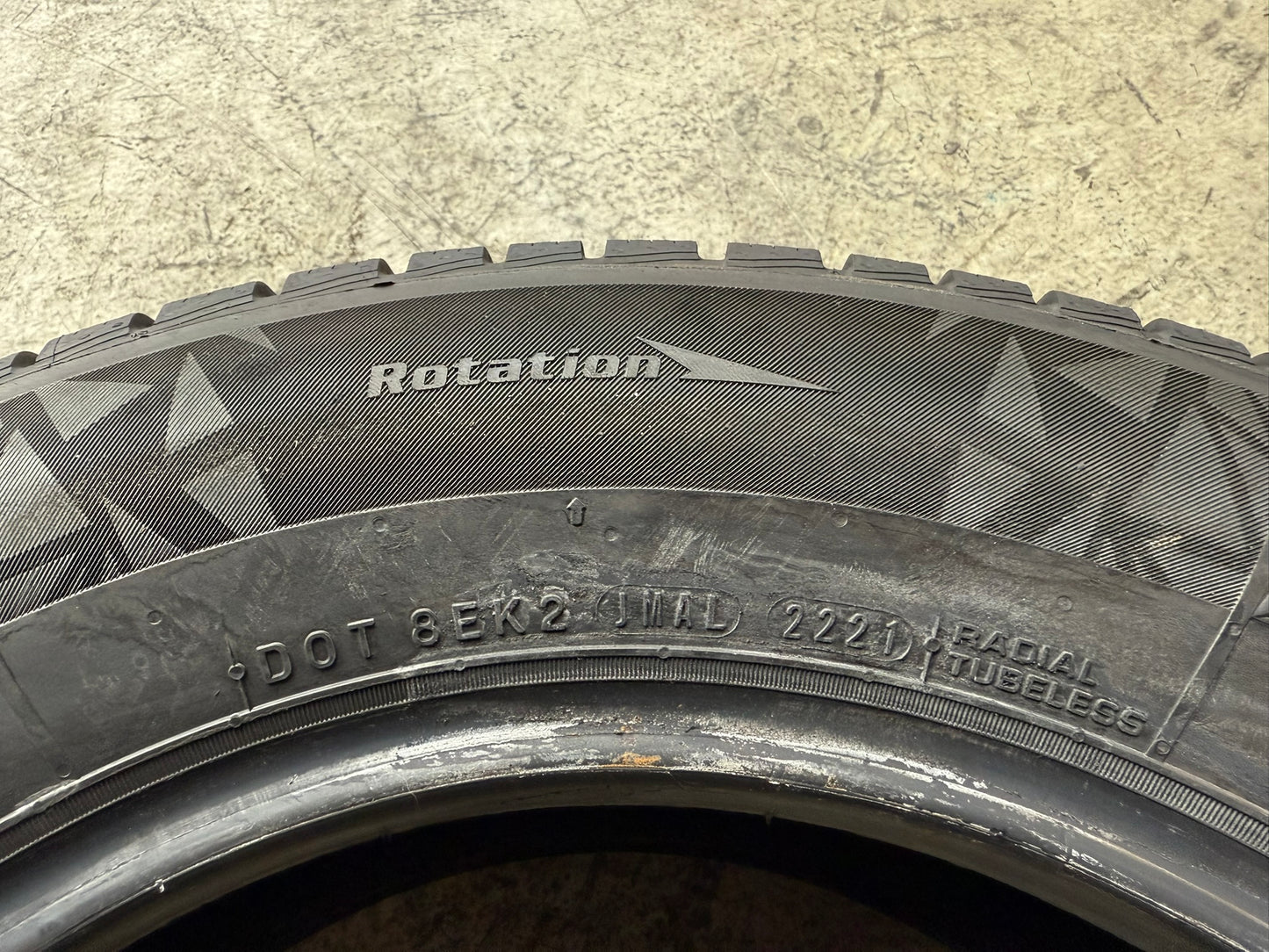 Nuovo: 4 Gomme Nexen WinGuard Sport 2 SUV 3PMSF 215/65R16 98H